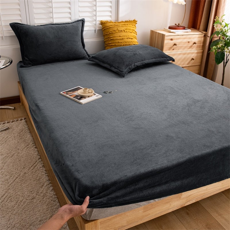 Winter Fleece Mattress Cover - Hika home