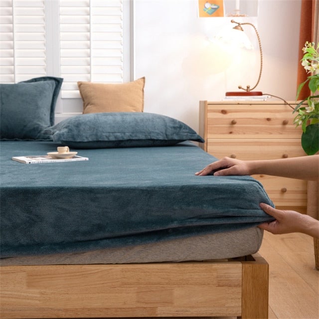 Winter Fleece Mattress Cover - Hika home