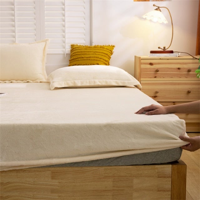 Winter Fleece Mattress Cover - Hika home