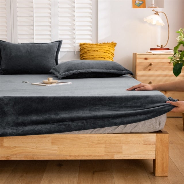 Winter Fleece Mattress Cover - Hika home